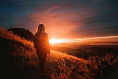 Edinburgh: Arthur's Seat Sunset Hike - Meeting at the King’s Gallery: start on time and be easy on yourself
