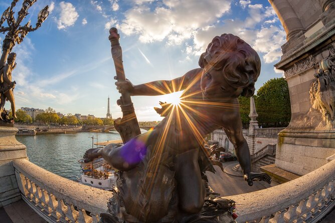 Eiffel Tower Access to 2nd Floor with Summit Option, Seine Cruise - The Eiffel Tower visit: how the “two angles” plan works