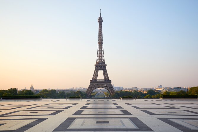 Eiffel Tower Access to Summit with Host - Key things to know before you go