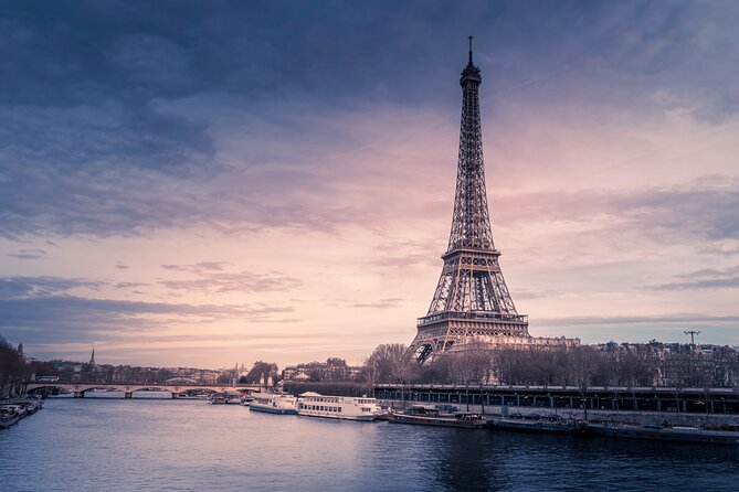 Eiffel Tower Access with Guide to 2nd Floor with Summit Option - Meeting at 29 Av. de la Bourdonnais: the address that matters