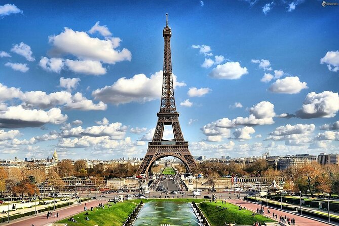 Eiffel Tower Guided Access up to the 2nd Floor or Summit by Lift - Key things I’d watch for before you go