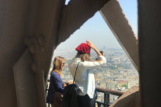 Eiffel Tower Pre Booked Ticket by Lift with Summit Options - The views on the 2nd floor you can actually plan around