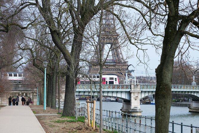 Eiffel Tower Summit Reserved Access Small Group Tour - What you’re really paying for at the Eiffel Tower summit