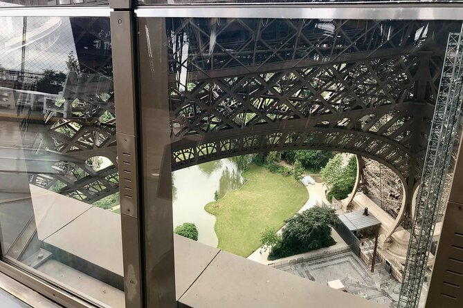 Eiffel Tower Summit Semi-Private Guided Tour - What About the Other Landmarks You’ll See?