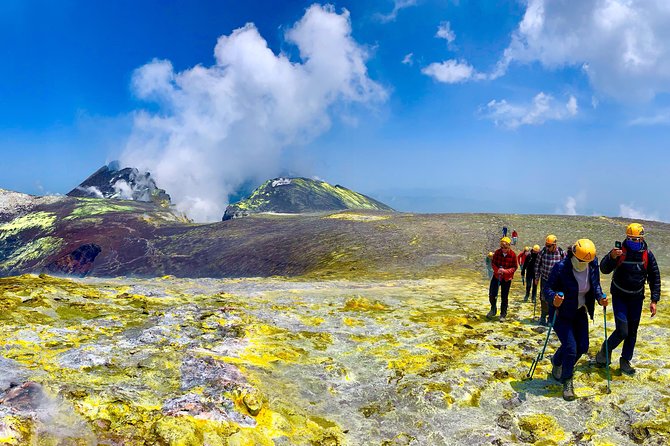 Etna - Trekking to the summit craters (only guide service) experienced hikers - Who This Etna Summit Trek Suits Best