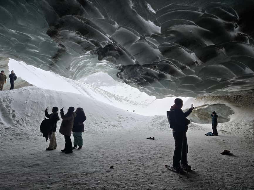 Fairbanks: Guided Snowshoe Hike to Castner Glacier Ice Cave - Key things to know before you go