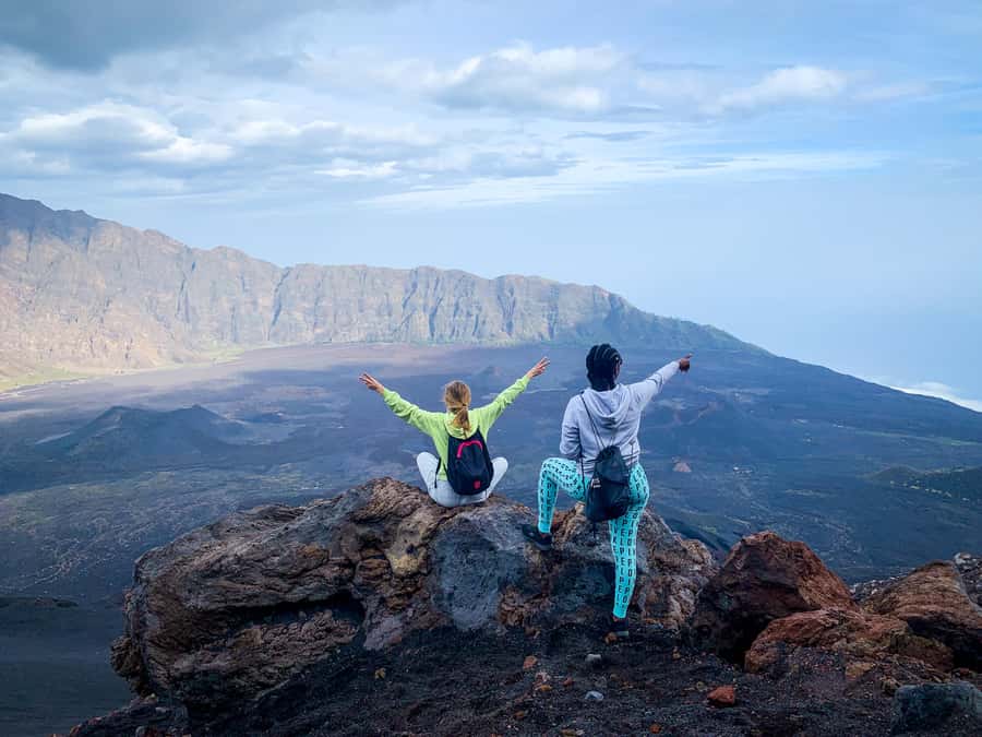 Fogo Island: Pico do Fogo Volcano Summit Hike - The summit views: 360° panorama plus an active-volcano lesson