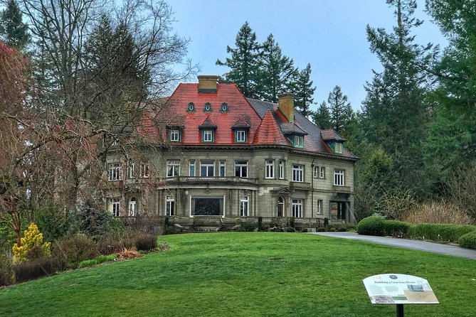 Forest Park Urban Hiking Tour, Portland - Pittock Mansion View and Garden Snacks: The Payoff
