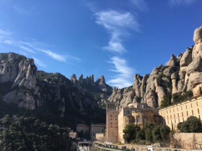 From Barcelona: Montserrat Full-Day Trip with Guided Hike - Santa Maria de Montserrat: More Than a Quick Photo Stop