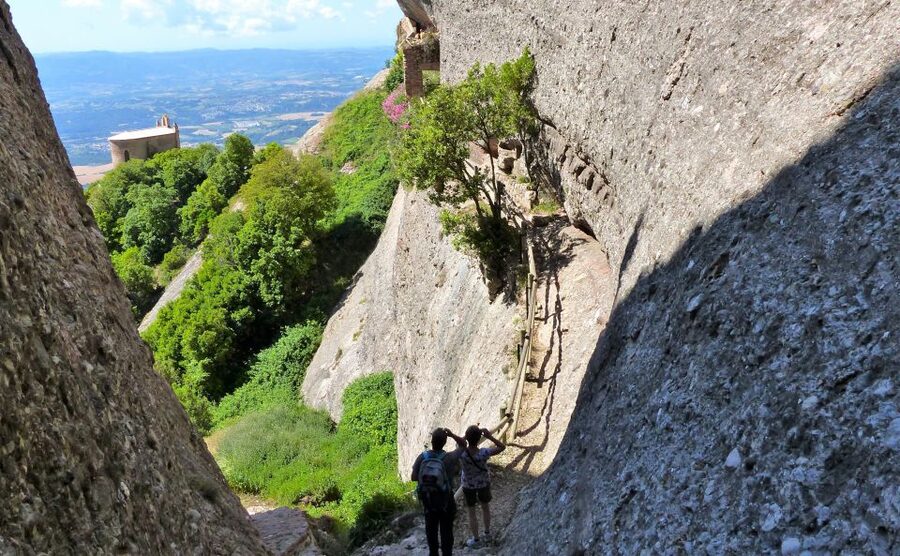 From Barcelona: Montserrat Full-Day Trip with Guided Hike - Picnic Lunch With Mountain Views (and Actual Breathing Room)