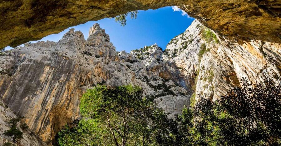 From Cala Gonone: Gorropu hiking with lunch - How the day flows: from off-road ride to canyon lunch