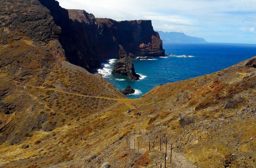 From Funchal: Ponta de São Lourenço/Caniçal Full-Day Hike - Volcanic Cliffs, Ocean Views, and What to Look For