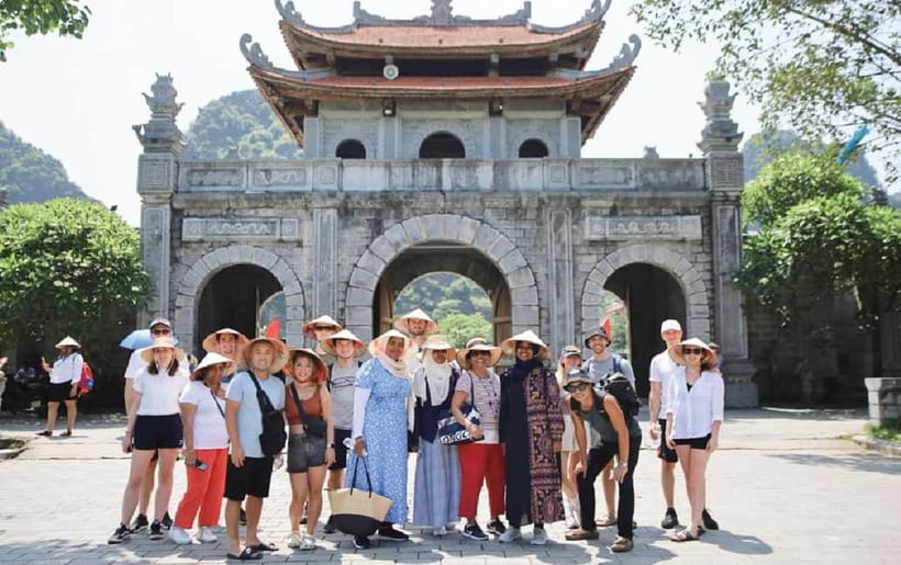 From Hanoi: Ninh Binh Boat Ride, Mua Cave Hike, Temple Visit - Hoa Lu and Temples: Ancient Capital Vibes With a Bicycle Question