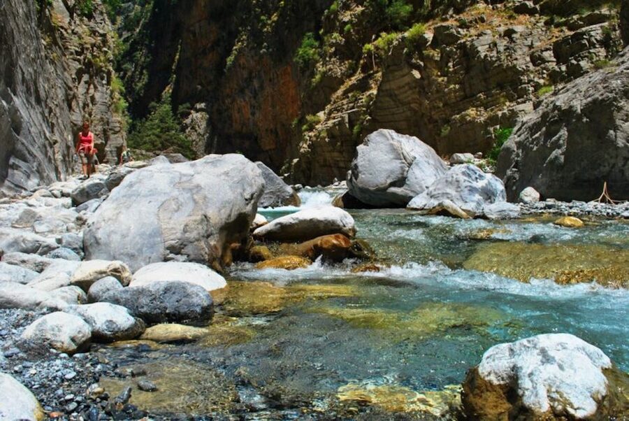 From Heraklion: Samaria Gorge & Agia Roumeli Hiking Day Trip - The forest-to-canyon rhythm and staying smart with your time