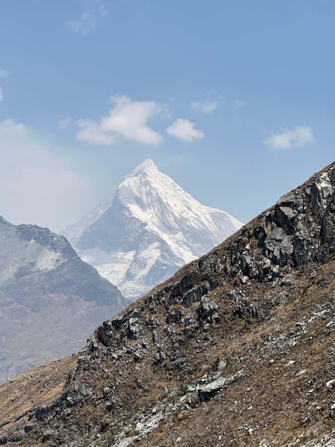 From Huaraz: Hike to the Lagoon 69 - Guide Language and the Group Rhythm (English vs Spanish)