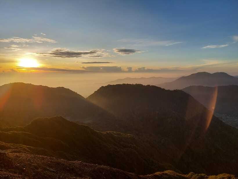 From Medan: Mount Sibayak Sunrise Hike & Natural Hot Spring - Berastagi Fruit Market stop: the culture break that feels real