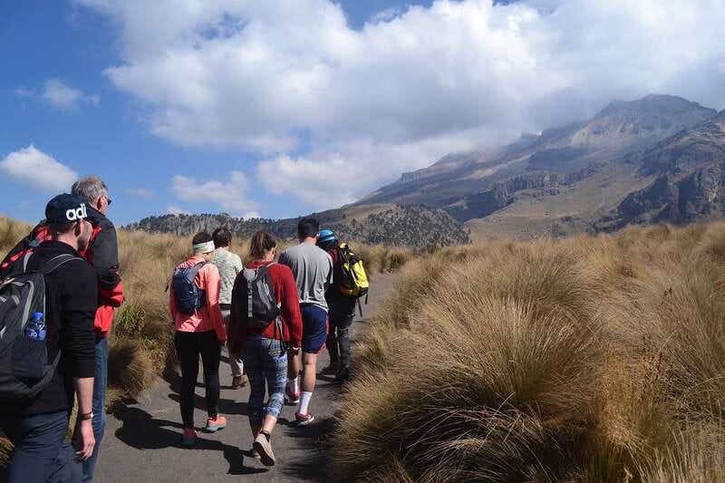 From Mexico City: Hike Iztaccihuatl Volcano with an Alpinist - Price and value: what you’re really paying for
