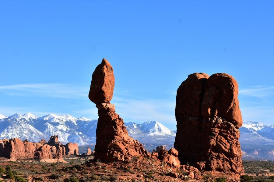 From Moab: Arches National Park 4x4 Drive and Hiking Tour - Tower Arch, Eye of the Whale, and the photo stops that matter