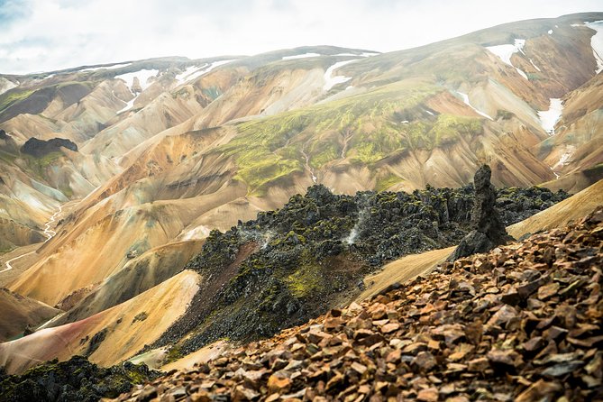 From Reykjavík: Landmannalaugar Hiking Day Tour - The hike route: lava fields, Vondugil Canyon, and the climb up high