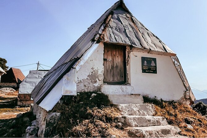 From Sarajevo: Full-Day Hike to Lukomir Village - Transportation, group size, and why your guide changes the whole day