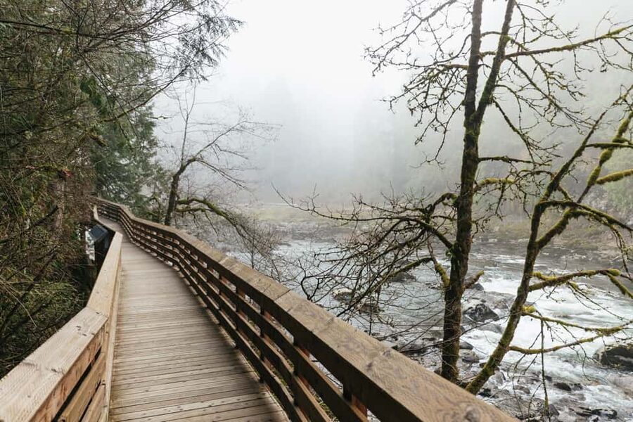 From Seattle: Visit Snoqualmie Falls and Hike to Twin Falls - Twin Falls in the Cascades Mountains: moderate hike, real payoff