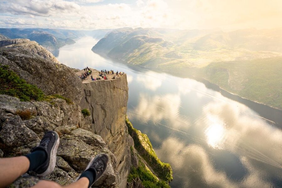 From Stavanger: Pulpit Rock Guided Hike with Pickup - Basecamp briefing: how you get the day under control