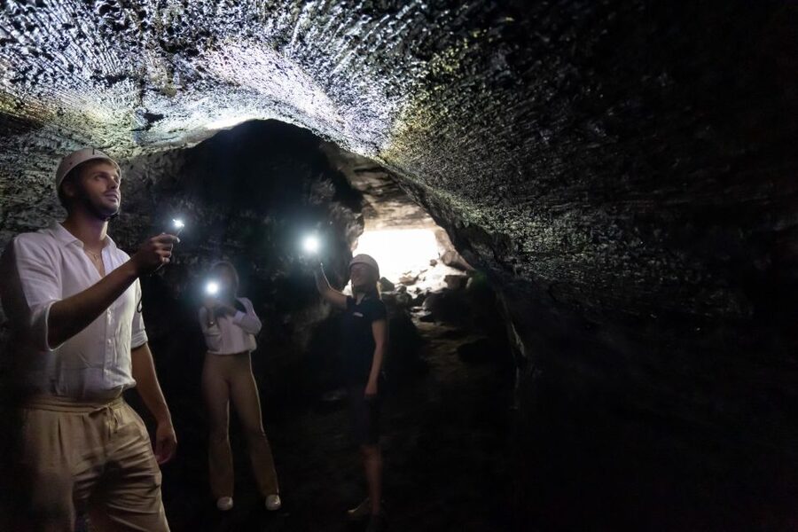 From Syracuse: Mount Etna Guided Morning Hike & Food Tasting - Choosing how high you go on Etna: altitude options and lift ticket costs