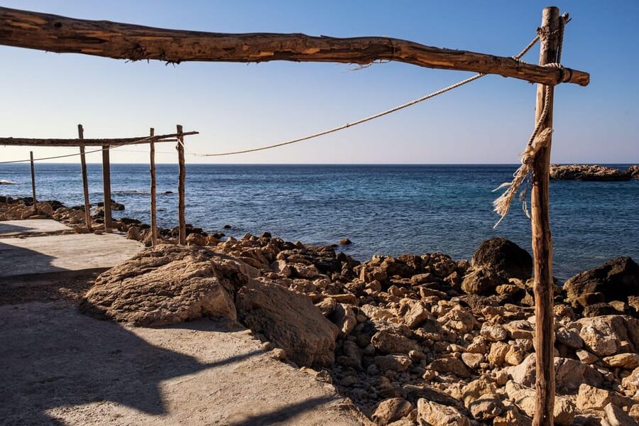 From Valencia: Cala del Moraig Hiking & Beach Trip - What to bring so your day doesn’t turn into a sweaty scramble
