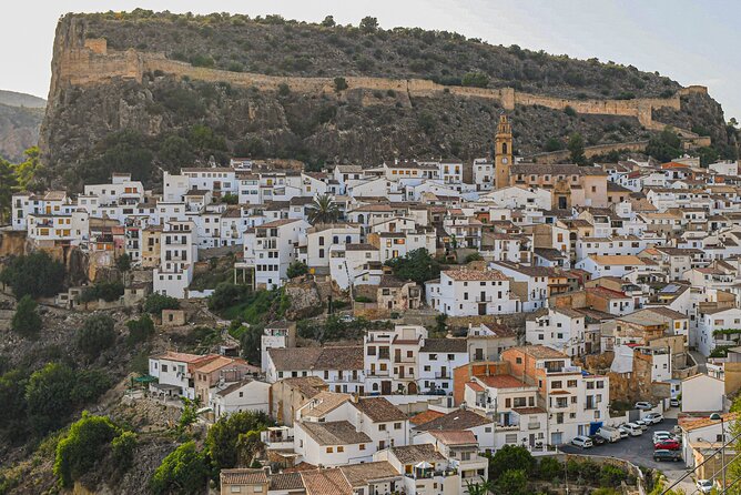 From Valencia: Hiking and Hanging Bridge Adventure in Chulilla - Chulilla Village Time: Coffee, Snacks, and Strolling Without a Schedule