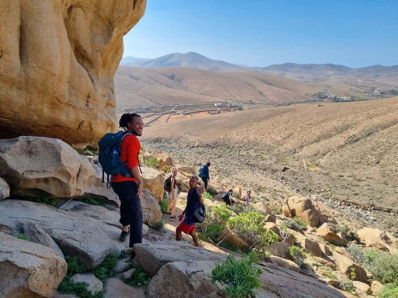 Fuerteventura: Ajuy Caves & hike to secret Las Penitas Arco - The Arco de Las Peñitas Climb: The View That Makes the Work Worth It