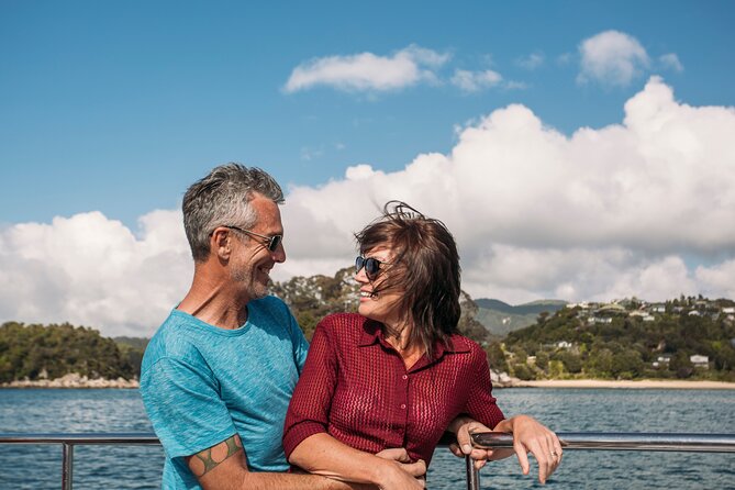 Full-Day Abel Tasman National Park Hiking Tour with Cruise - How hard is it, and what should you pack for Abel Tasman in a day?