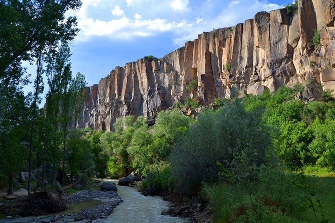 Full-Day Tour in Cappadocia with Ihlara Hiking and Underground City - Pickup and the 9:30 Start: How the Day Actually Flows