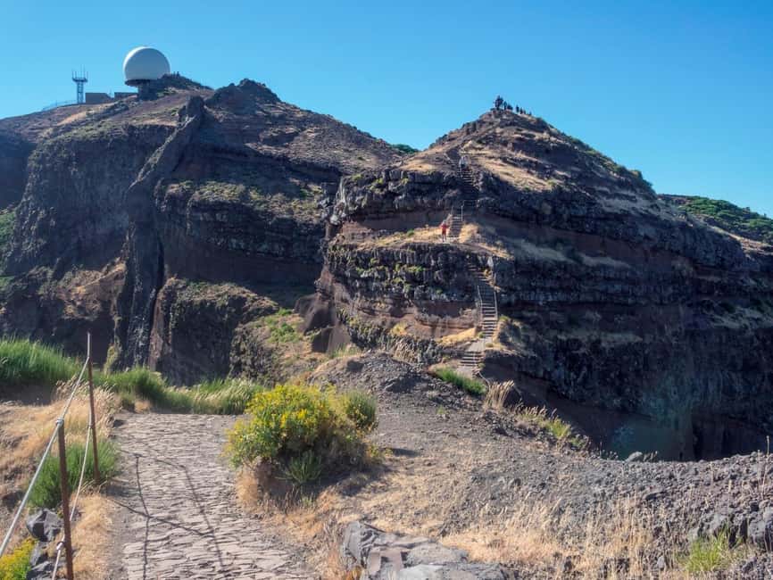 Funchal: Pico do Arieiro & Pico Ruivo Hiking Transfer - What to pack (and what to skip) for comfort and safety