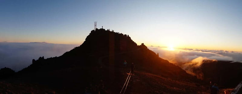 Funchal: Pico do Arieiro Sunrise Plus 2 extra Hiking Trails - Small-group pacing, guide support, and what can vary by weather