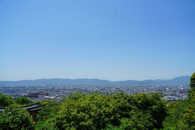 Fushimi Inari Hidden Hiking Tour (Private Option Available) - Fushimi Inari-Taisha via a narrow mountain path and bamboo forest