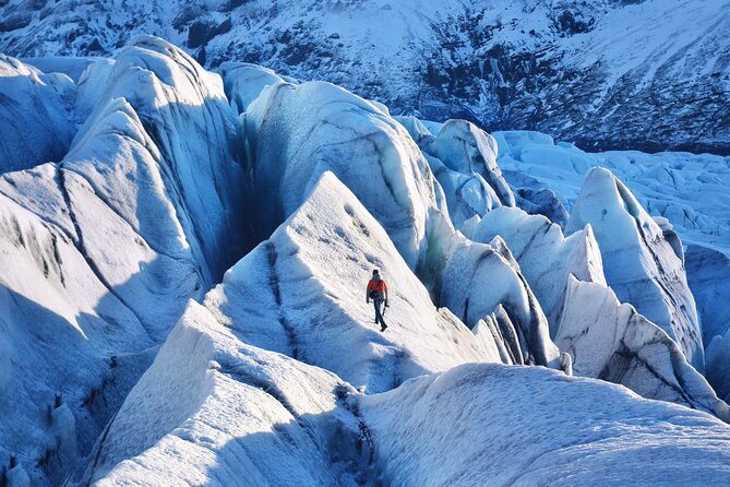 Glacier Hiking In Skaftafell - Finding the Meeting Point at Fosshotel Glacier Lagoon (Hnappavellir)