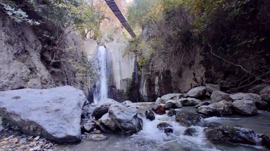Granada: Los Cahorros Guided Afternoon Hiking Tour - Who should book this (and who should skip it)