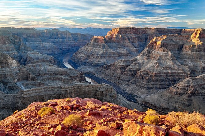 Grand Canyon Full Day Private Tour & Hike - Hopi Point and Mohave Point: big river views plus restroom reality
