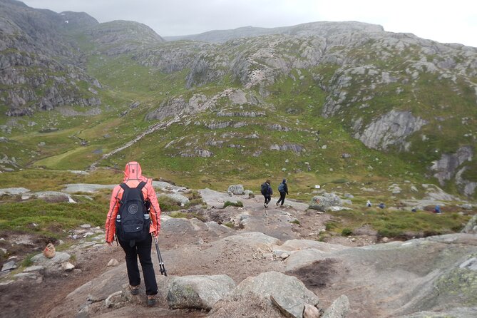 Guided hike to Kjerag and Kjeragbolten - Price and logistics: what $182.47 buys (and what it doesn’t)
