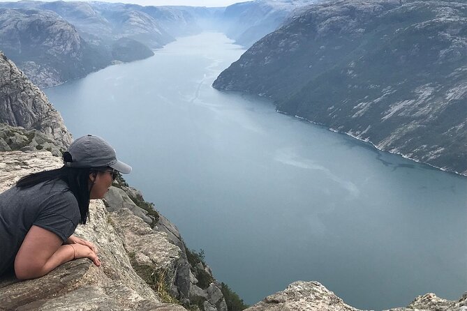 Guided hike to Pulpit Rock Preikestolen - What to bring (so the day stays fun)