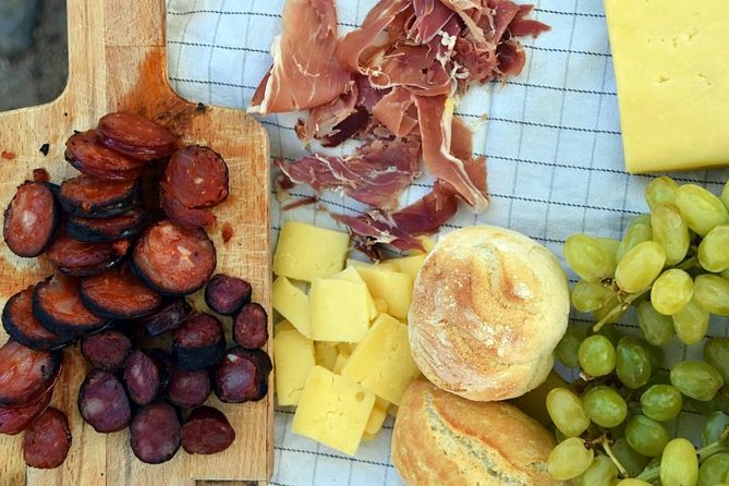 Half-day Hike & Picnic with Dog Love in Porto's Mountains - Comfort Tips You’ll Be Glad You Follow