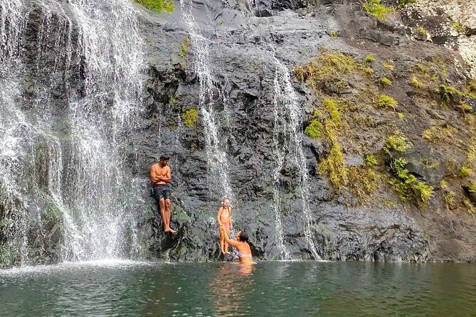 Half Day Hike to Seven Waterfalls in Mauritius - Stop-by-stop: how the first five cascades unfold
