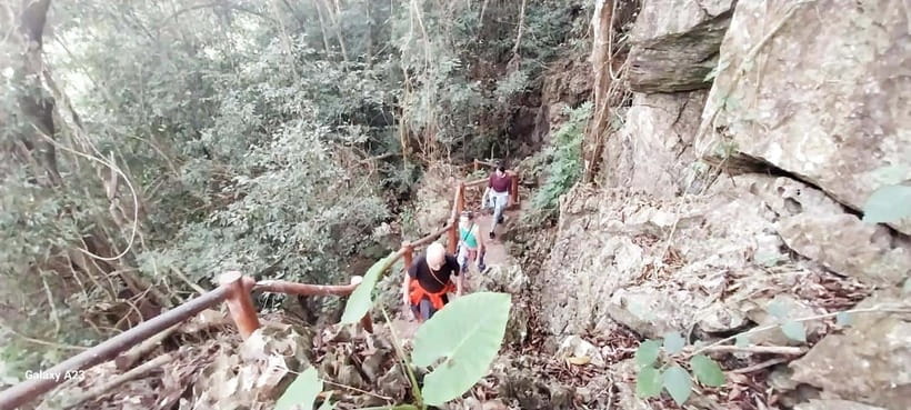 Half Day Hiking to Cat Ba National Park with a Guide - Trung Trang Cave: 400 meters through limestone and formations that took ages