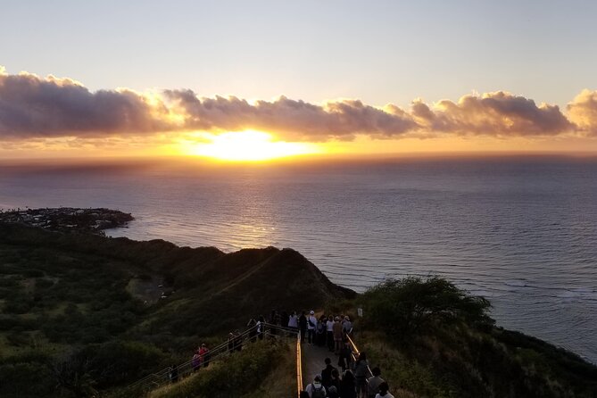Half-Day Hiking Tour to Diamond Head and Makapuu Lighthouse - Makapuu Point Lighthouse Trail: Coast Views, Paved Incline, and Winter Whales
