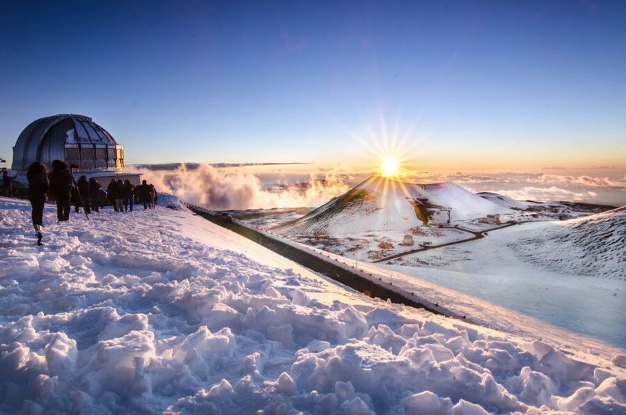 Hawaii’s GOAT Experience: Mauna Kea Summit, Sunset & Stars - Stop at Mauna Kea: Telescopes, Science, and a Sense of Scale