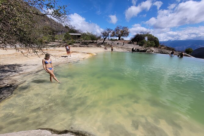 Hierve el Agua Half-Day Guided Hike Adventure ALL FEES INCLUDED - Stop 1: arriving at Hierve el Agua area with a plan