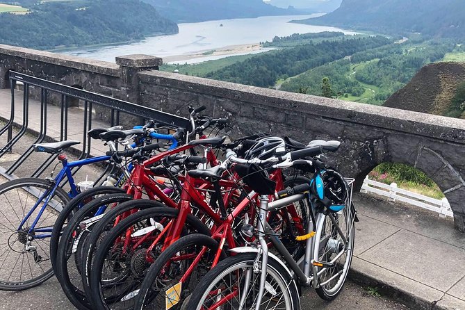Hike and Bike Tour to Columbia River Gorge Waterfalls - Comfort, cold weather, and what to wear so you don’t get miserable