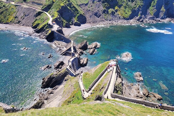Hike Gaztelugatxe, Fishing Port Bermeo & Pintxo Lunch from Bilbao - Private transport from Bilbao: small group, less waiting, more conversation