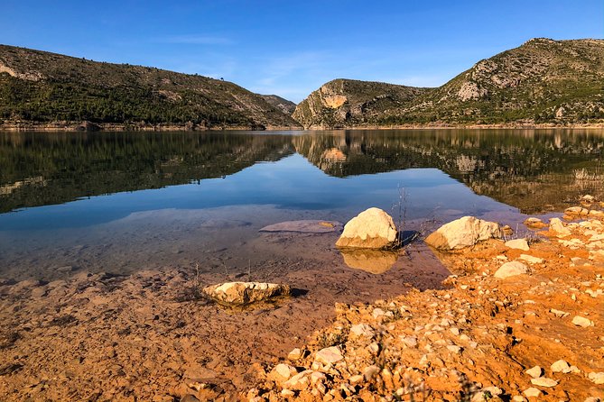Hike Hanging Bridges and Canyon Túria - Chulilla - OFFICIAL GUIDE - The Chulilla–Turia Canyon Hike: Hanging Bridges, Reservoir Walks, and Big Views