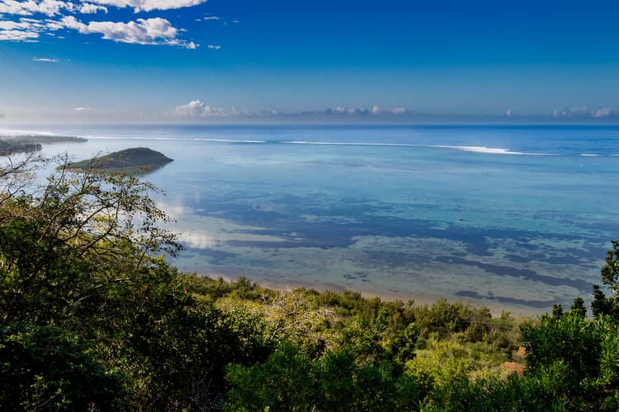 Hike Le Morne & Explore the Southwest (With Transportation) - Morning logistics: what the very early pickup actually means